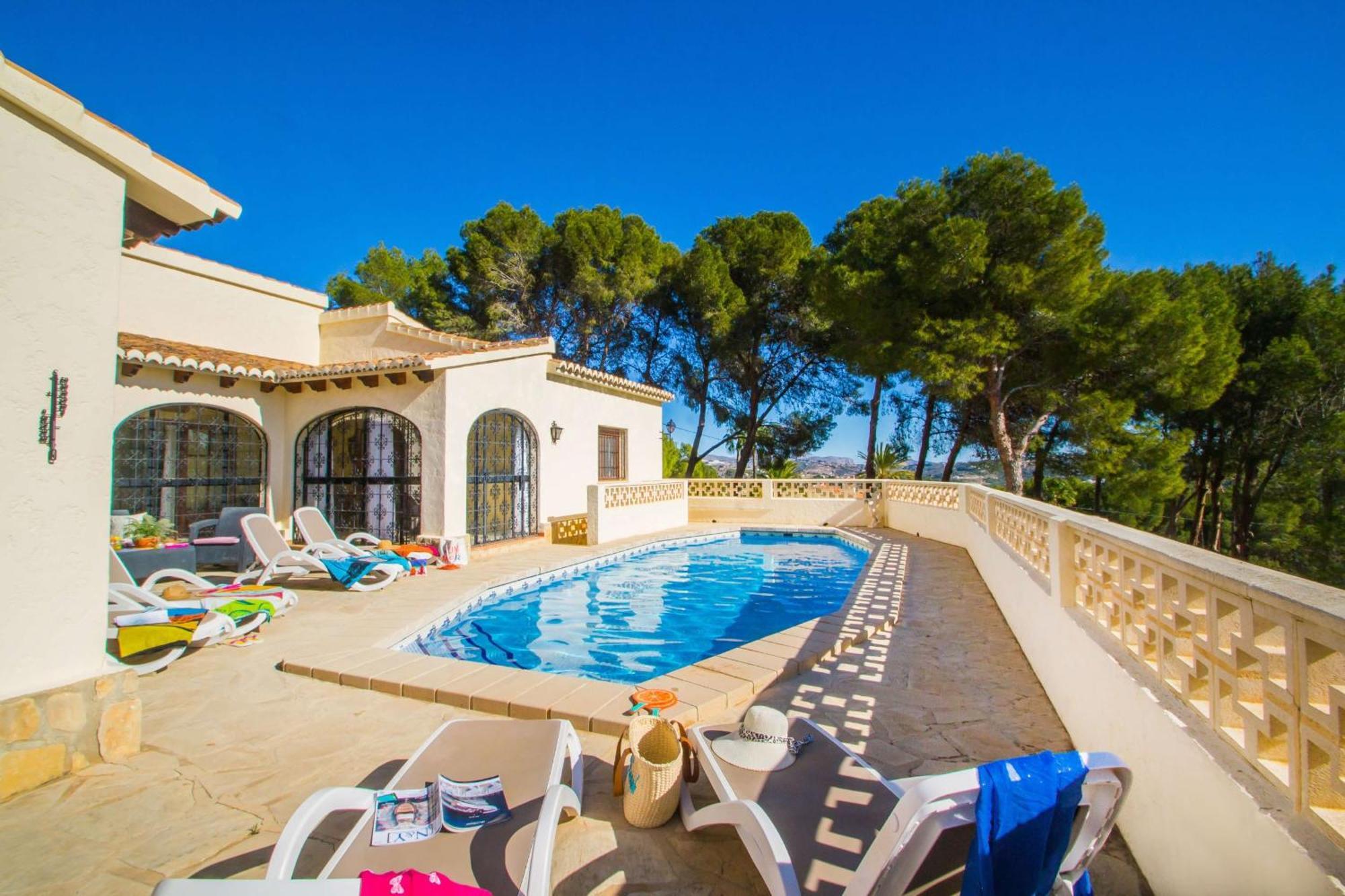Villa Moskoa - Plusholidays Калпе Екстериор снимка